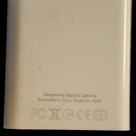 Apple A1307 Genuine Mini Display Port to VGA Adapter White MB572Z/B - Picture 5 of 7